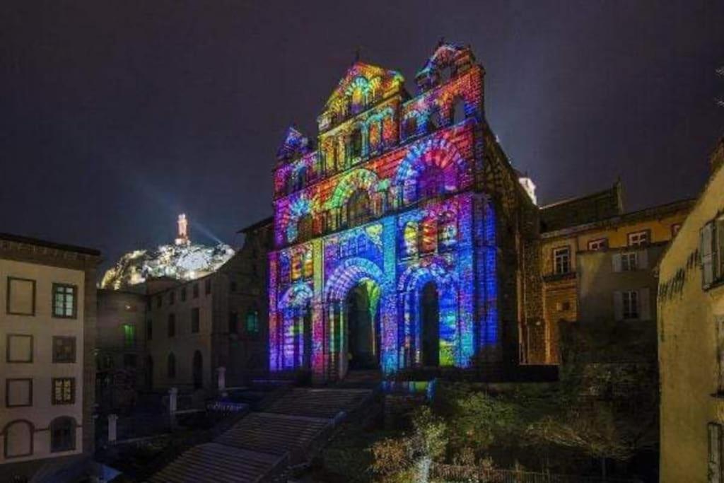 Logis Du Chandelier Le Puy-en-Velay Exterior foto